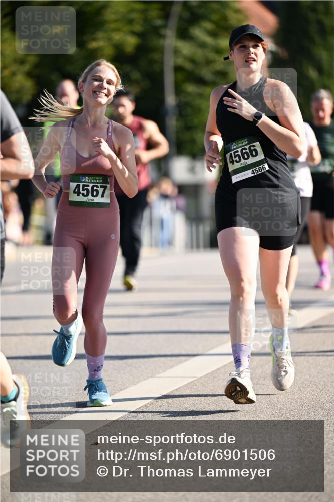 01.09.2024 - BARMER Alsterlauf Dr. Thomas Lammeyer http://msf.ph/oto/6901506 01.09.2024 09:38:50 Laufen 35, 4567, 4566, 4566, 711 meine-sportfotos.de