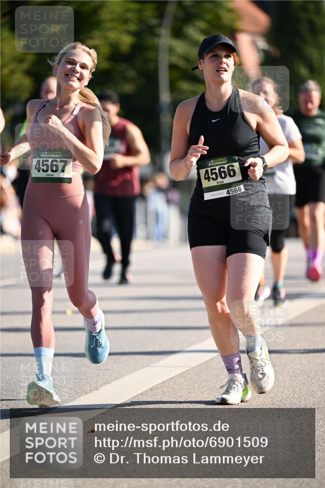 01.09.2024 - BARMER Alsterlauf Dr. Thomas Lammeyer http://msf.ph/oto/6901509 01.09.2024 09:38:51 Laufen 35, 4567, 35, 4566, 4566 meine-sportfotos.de