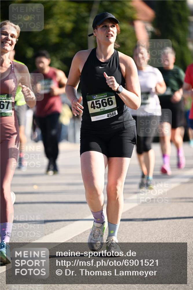 01.09.2024 - BARMER Alsterlauf Dr. Thomas Lammeyer http://msf.ph/oto/6901521 01.09.2024 09:38:51 Laufen 67, 35, 4566, 4566 meine-sportfotos.de