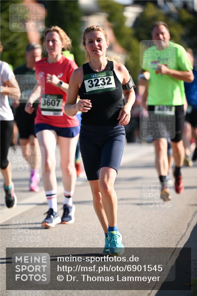 01.09.2024 - BARMER Alsterlauf Dr. Thomas Lammeyer http://msf.ph/oto/6901545 01.09.2024 09:38:52 Laufen 3607, 35, 3232, 4078 meine-sportfotos.de