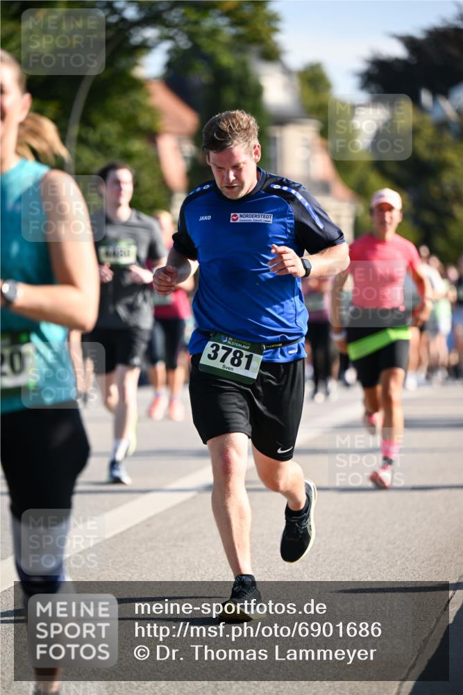 01.09.2024 - BARMER Alsterlauf Dr. Thomas Lammeyer http://msf.ph/oto/6901686 01.09.2024 09:38:57 Laufen 20, 35, 3781 meine-sportfotos.de