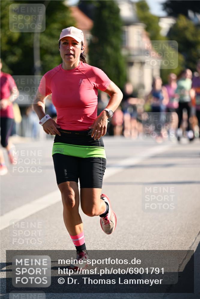 01.09.2024 - BARMER Alsterlauf Dr. Thomas Lammeyer http://msf.ph/oto/6901791 01.09.2024 09:38:59 Laufen  meine-sportfotos.de
