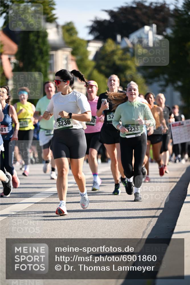 01.09.2024 - BARMER Alsterlauf Dr. Thomas Lammeyer http://msf.ph/oto/6901860 01.09.2024 09:39:04 Laufen 501, 3236, 52, 3233, 3233 meine-sportfotos.de