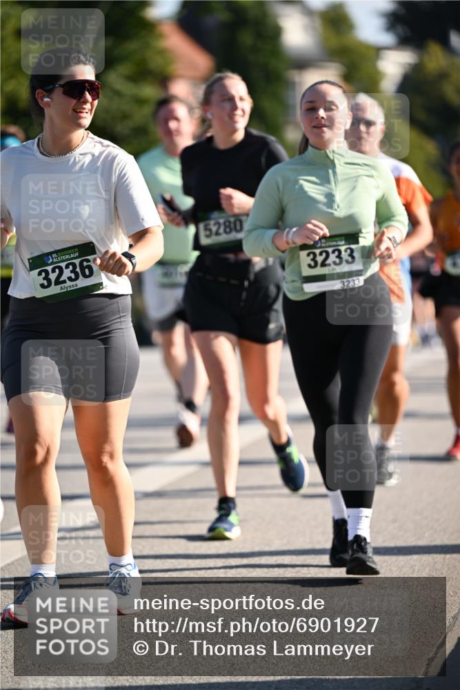 01.09.2024 - BARMER Alsterlauf Dr. Thomas Lammeyer http://msf.ph/oto/6901927 01.09.2024 09:39:07 Laufen 35, 3236, 5280, 3233, 3233 meine-sportfotos.de