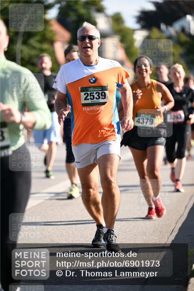 01.09.2024 - BARMER Alsterlauf Dr. Thomas Lammeyer http://msf.ph/oto/6901973 01.09.2024 09:39:09 Laufen 35, 2539, 4379 meine-sportfotos.de