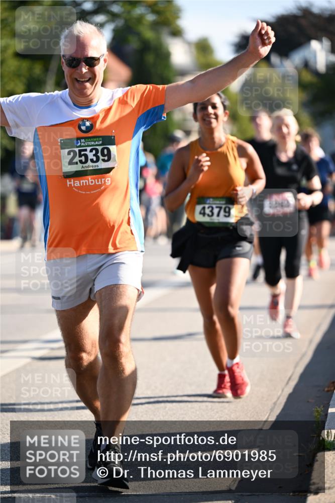01.09.2024 - BARMER Alsterlauf Dr. Thomas Lammeyer http://msf.ph/oto/6901985 01.09.2024 09:39:09 Laufen 35, 2539, 4379 meine-sportfotos.de