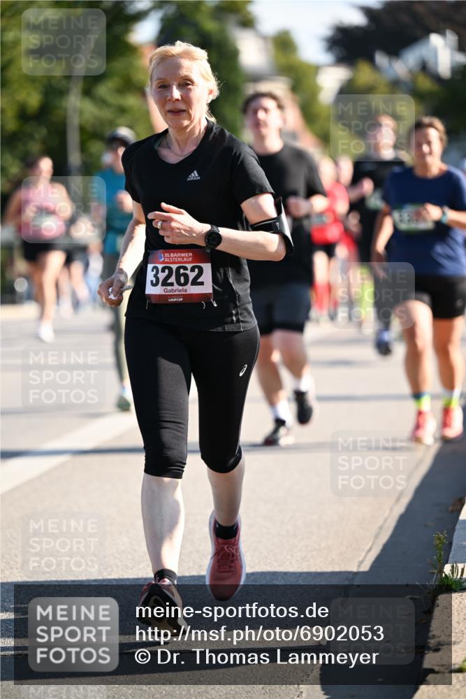01.09.2024 - BARMER Alsterlauf Dr. Thomas Lammeyer http://msf.ph/oto/6902053 01.09.2024 09:39:12 Laufen 35, 3262 meine-sportfotos.de
