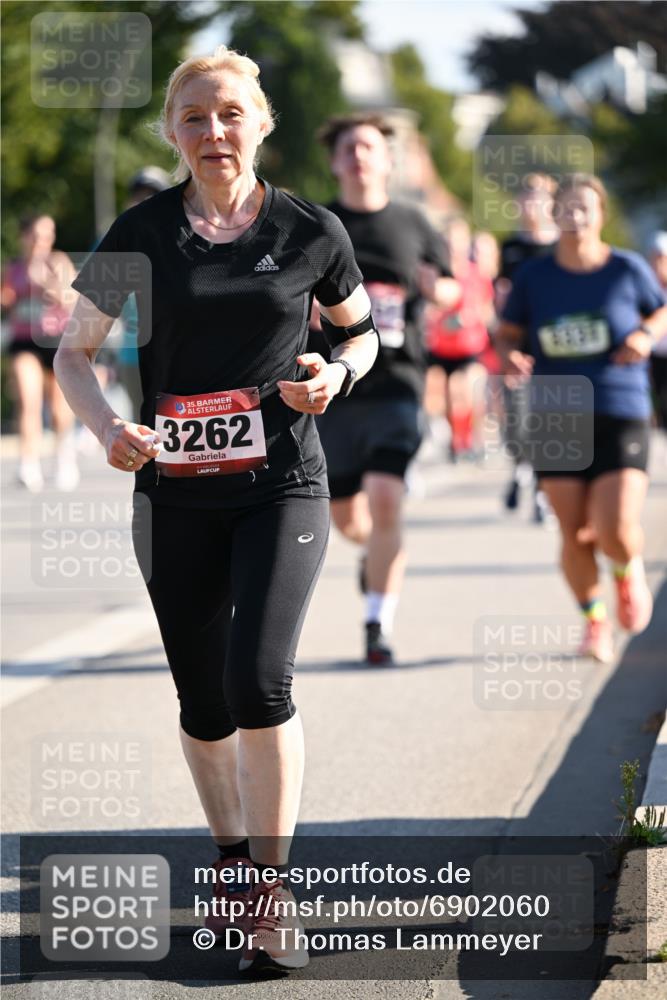 01.09.2024 - BARMER Alsterlauf Dr. Thomas Lammeyer http://msf.ph/oto/6902060 01.09.2024 09:39:12 Laufen 35, 1, 3262 meine-sportfotos.de