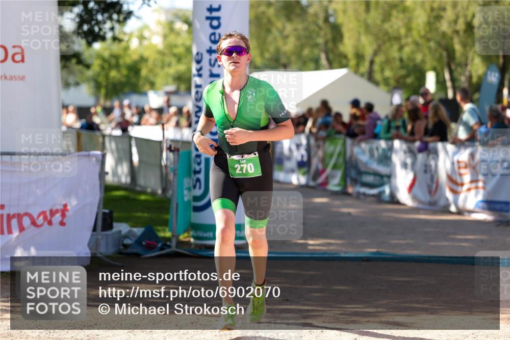 01.09.2024 - 17. Tribühne Triathlon Michael Strokosch http://msf.ph/oto/6902070 01.09.2024 11:00:43 Ziel 181, 270 meine-sportfotos.de