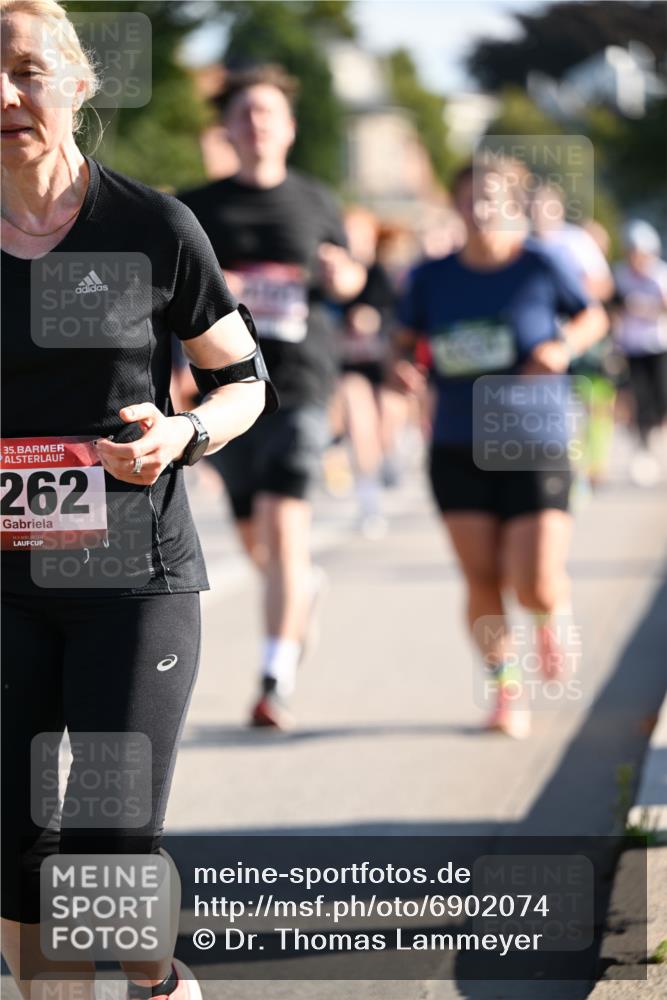 01.09.2024 - BARMER Alsterlauf Dr. Thomas Lammeyer http://msf.ph/oto/6902074 01.09.2024 09:39:13 Laufen 35, 262, 0 meine-sportfotos.de