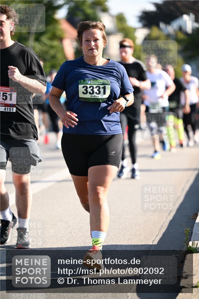01.09.2024 - BARMER Alsterlauf Dr. Thomas Lammeyer http://msf.ph/oto/6902092 01.09.2024 09:39:14 Laufen 5, 151, 4151, 35, 3331 meine-sportfotos.de