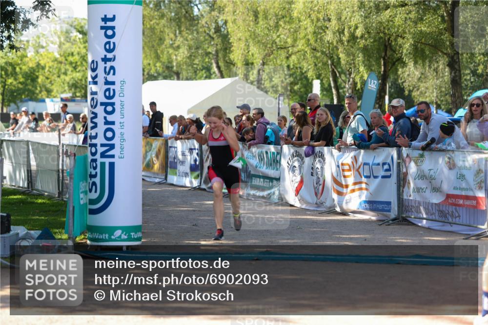 01.09.2024 - 17. Tribühne Triathlon Michael Strokosch http://msf.ph/oto/6902093 01.09.2024 11:00:47 Ziel 181, 1066 meine-sportfotos.de