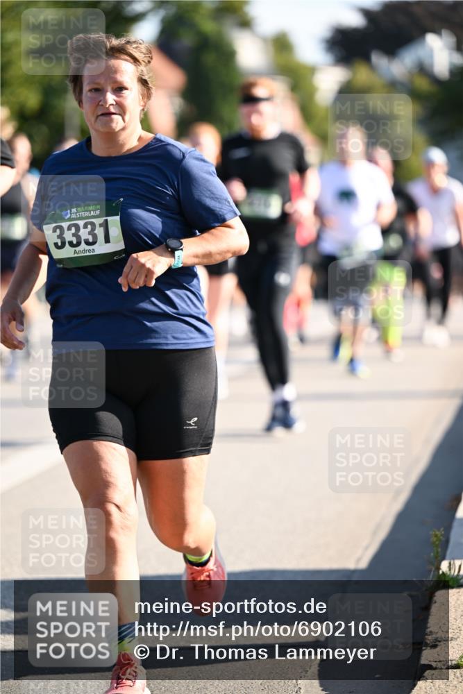 01.09.2024 - BARMER Alsterlauf Dr. Thomas Lammeyer http://msf.ph/oto/6902106 01.09.2024 09:39:14 Laufen 35, 3331 meine-sportfotos.de