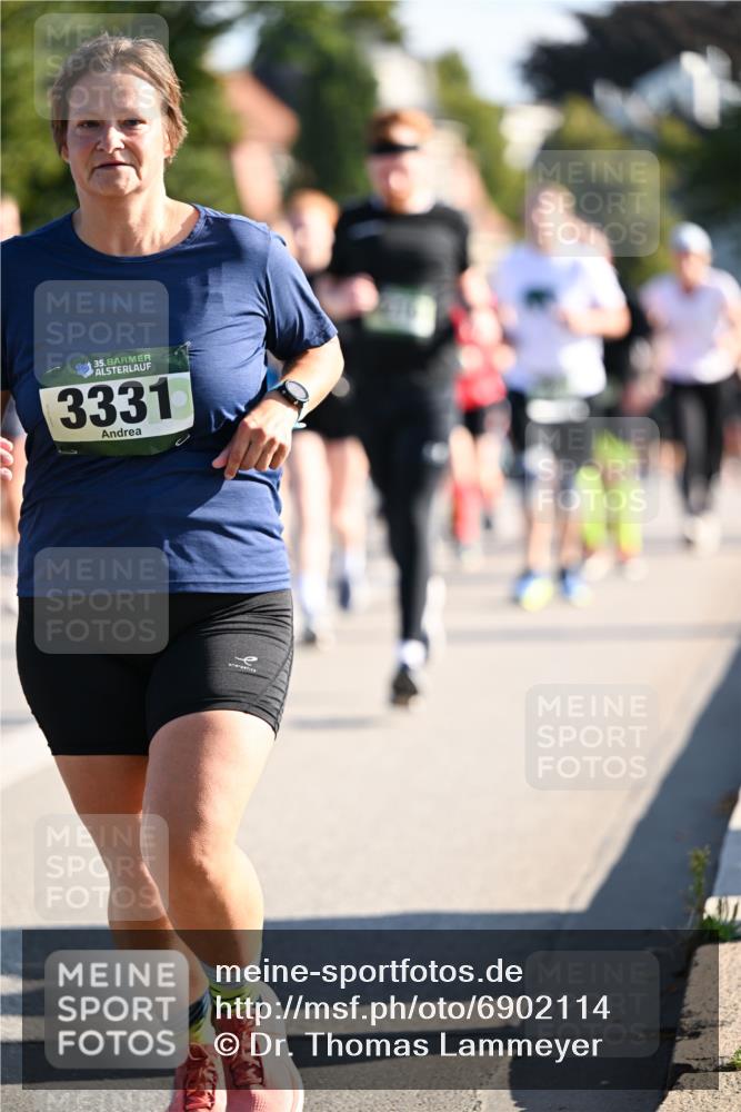 01.09.2024 - BARMER Alsterlauf Dr. Thomas Lammeyer http://msf.ph/oto/6902114 01.09.2024 09:39:14 Laufen 35, 3331 meine-sportfotos.de