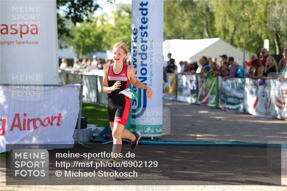 01.09.2024 - 17. Tribühne Triathlon Michael Strokosch http://msf.ph/oto/6902129 01.09.2024 11:00:48 Ziel 181, 1066 meine-sportfotos.de