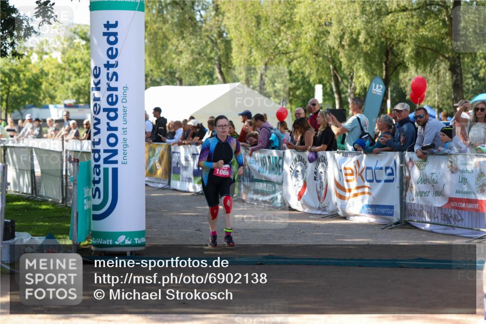 01.09.2024 - 17. Tribühne Triathlon Michael Strokosch http://msf.ph/oto/6902138 01.09.2024 11:00:51 Ziel 181, 1066 meine-sportfotos.de