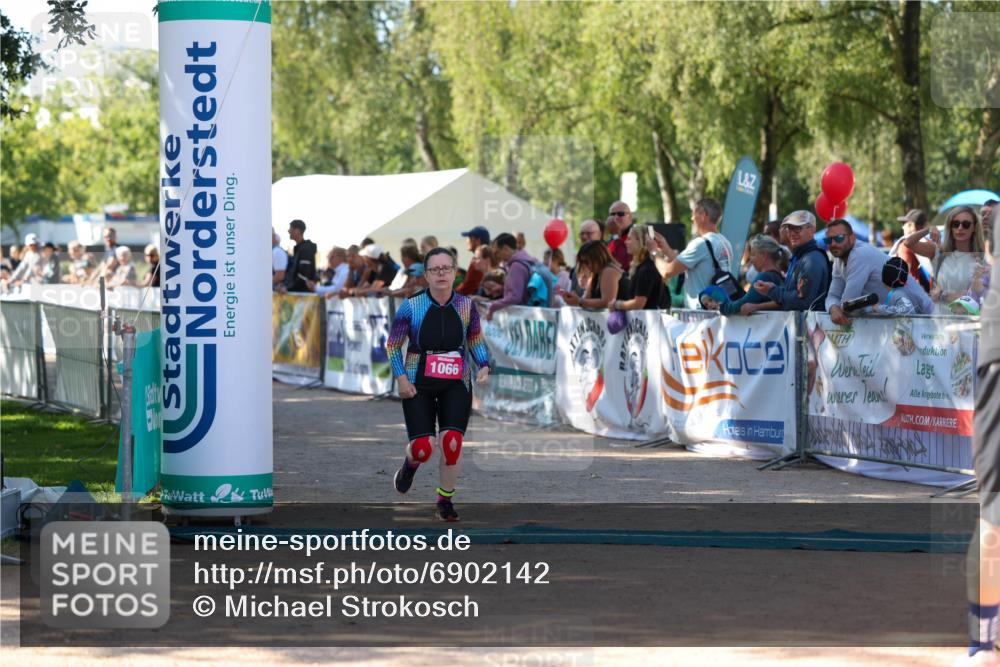 01.09.2024 - 17. Tribühne Triathlon Michael Strokosch http://msf.ph/oto/6902142 01.09.2024 11:00:51 Ziel 181, 1066 meine-sportfotos.de