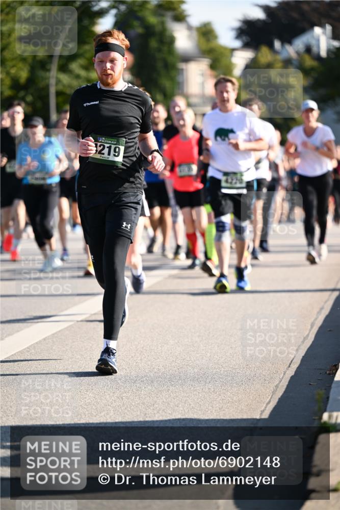 01.09.2024 - BARMER Alsterlauf Dr. Thomas Lammeyer http://msf.ph/oto/6902148 01.09.2024 09:39:15 Laufen 5, 219, 4226 meine-sportfotos.de