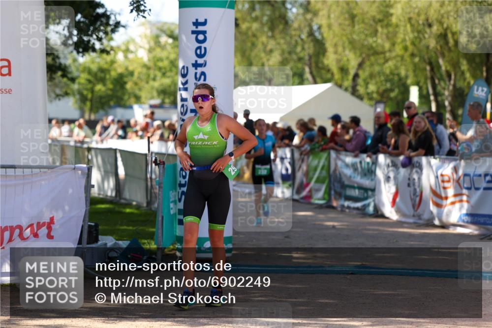 01.09.2024 - 17. Tribühne Triathlon Michael Strokosch http://msf.ph/oto/6902249 01.09.2024 11:01:15 Ziel 232, 297 meine-sportfotos.de