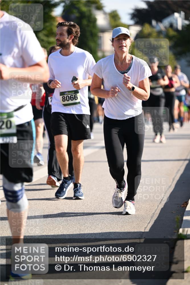 01.09.2024 - BARMER Alsterlauf Dr. Thomas Lammeyer http://msf.ph/oto/6902327 01.09.2024 09:39:20 Laufen 20, 8066 meine-sportfotos.de