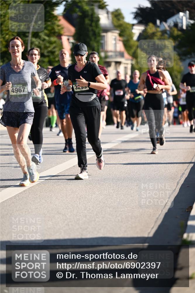 01.09.2024 - BARMER Alsterlauf Dr. Thomas Lammeyer http://msf.ph/oto/6902397 01.09.2024 09:39:22 Laufen 4967, 48, 3255 meine-sportfotos.de
