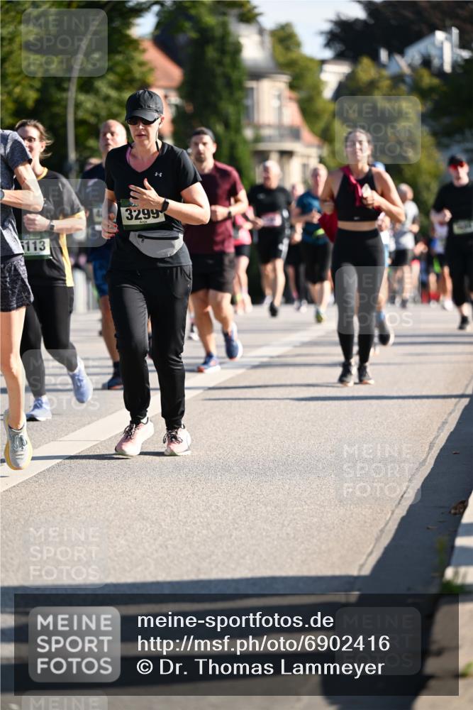 01.09.2024 - BARMER Alsterlauf Dr. Thomas Lammeyer http://msf.ph/oto/6902416 01.09.2024 09:39:23 Laufen 113, 3299 meine-sportfotos.de
