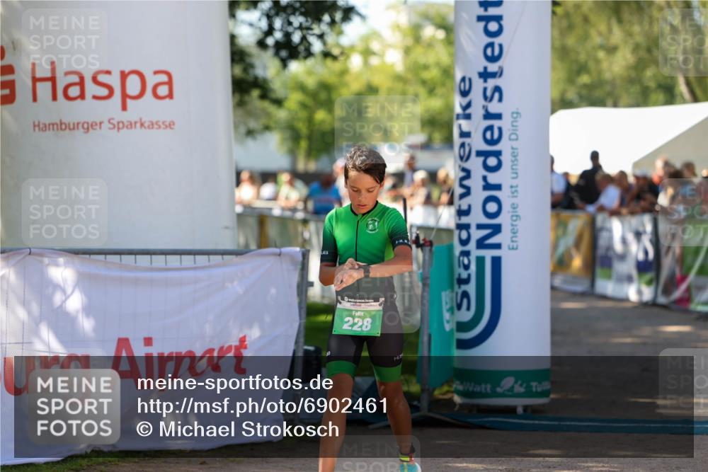 01.09.2024 - 17. Tribühne Triathlon Michael Strokosch http://msf.ph/oto/6902461 01.09.2024 11:01:31 Ziel 161, 228 meine-sportfotos.de