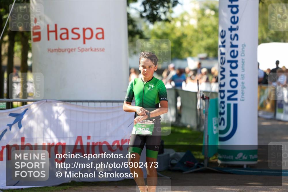01.09.2024 - 17. Tribühne Triathlon Michael Strokosch http://msf.ph/oto/6902473 01.09.2024 11:01:31 Ziel 161, 228 meine-sportfotos.de