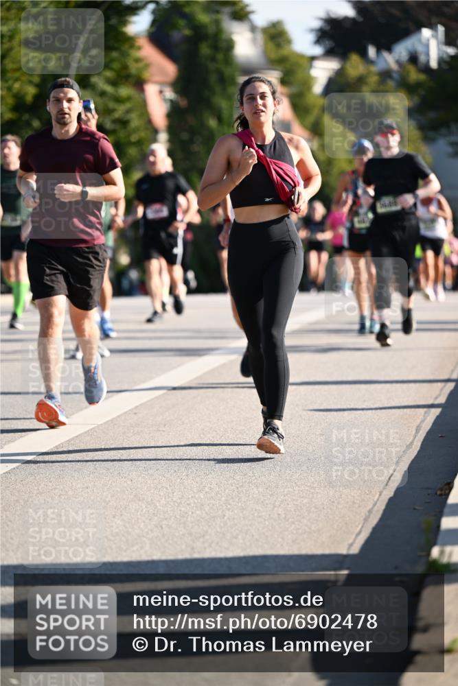 01.09.2024 - BARMER Alsterlauf Dr. Thomas Lammeyer http://msf.ph/oto/6902478 01.09.2024 09:39:25 Laufen  meine-sportfotos.de