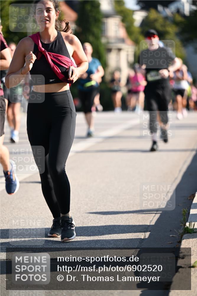 01.09.2024 - BARMER Alsterlauf Dr. Thomas Lammeyer http://msf.ph/oto/6902520 01.09.2024 09:39:26 Laufen  meine-sportfotos.de