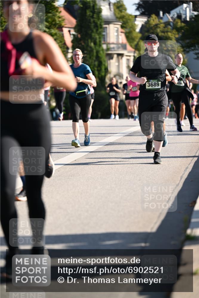 01.09.2024 - BARMER Alsterlauf Dr. Thomas Lammeyer http://msf.ph/oto/6902521 01.09.2024 09:39:27 Laufen 3689, 4060 meine-sportfotos.de