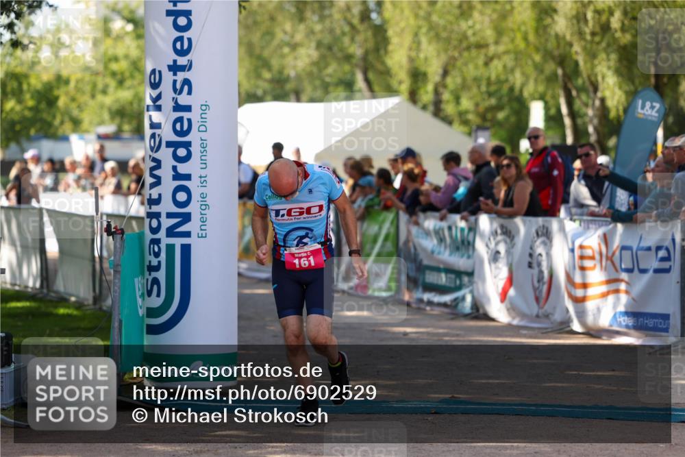 01.09.2024 - 17. Tribühne Triathlon Michael Strokosch http://msf.ph/oto/6902529 01.09.2024 11:01:38 Ziel 161, 200, 292 meine-sportfotos.de