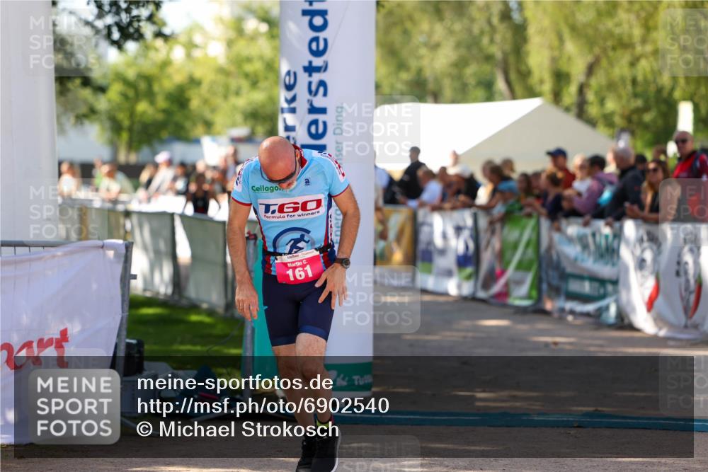 01.09.2024 - 17. Tribühne Triathlon Michael Strokosch http://msf.ph/oto/6902540 01.09.2024 11:01:39 Ziel 161, 200, 292 meine-sportfotos.de