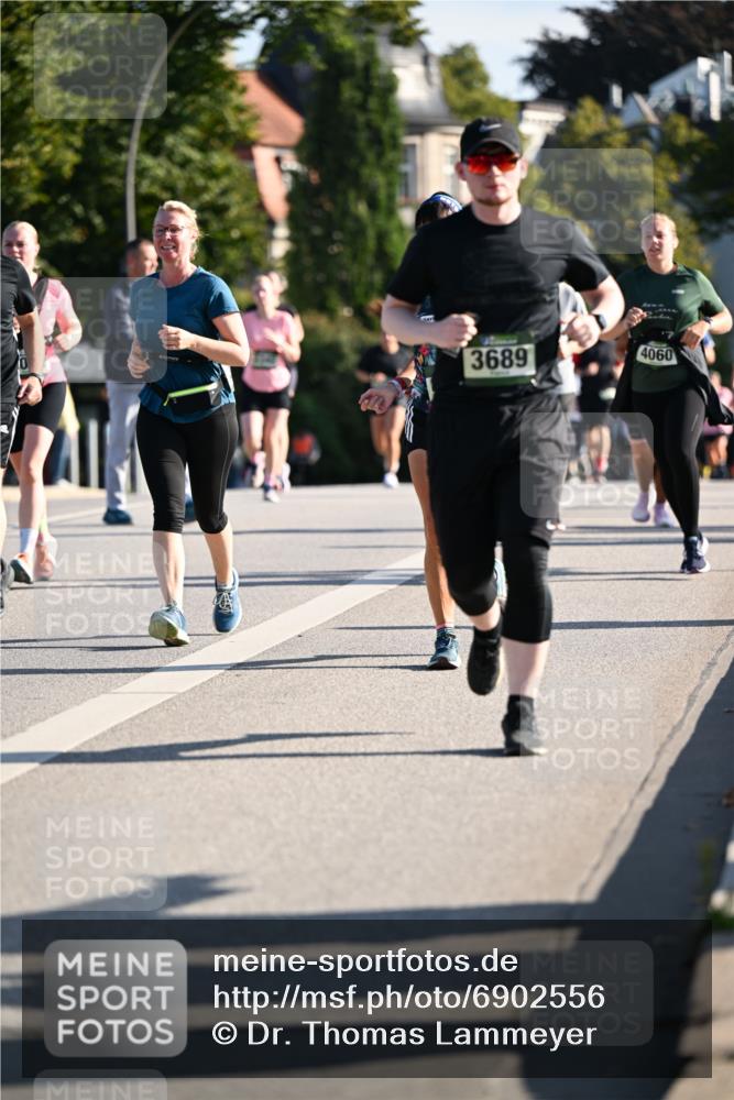 01.09.2024 - BARMER Alsterlauf Dr. Thomas Lammeyer http://msf.ph/oto/6902556 01.09.2024 09:39:28 Laufen 3689, 4060 meine-sportfotos.de