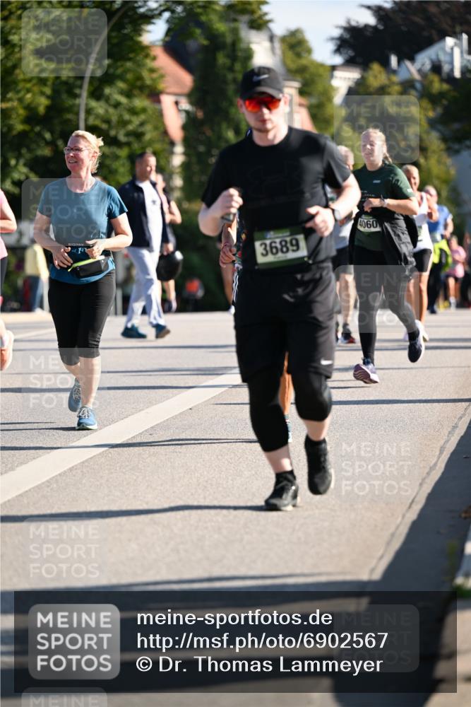 01.09.2024 - BARMER Alsterlauf Dr. Thomas Lammeyer http://msf.ph/oto/6902567 01.09.2024 09:39:29 Laufen 3689, 4060 meine-sportfotos.de