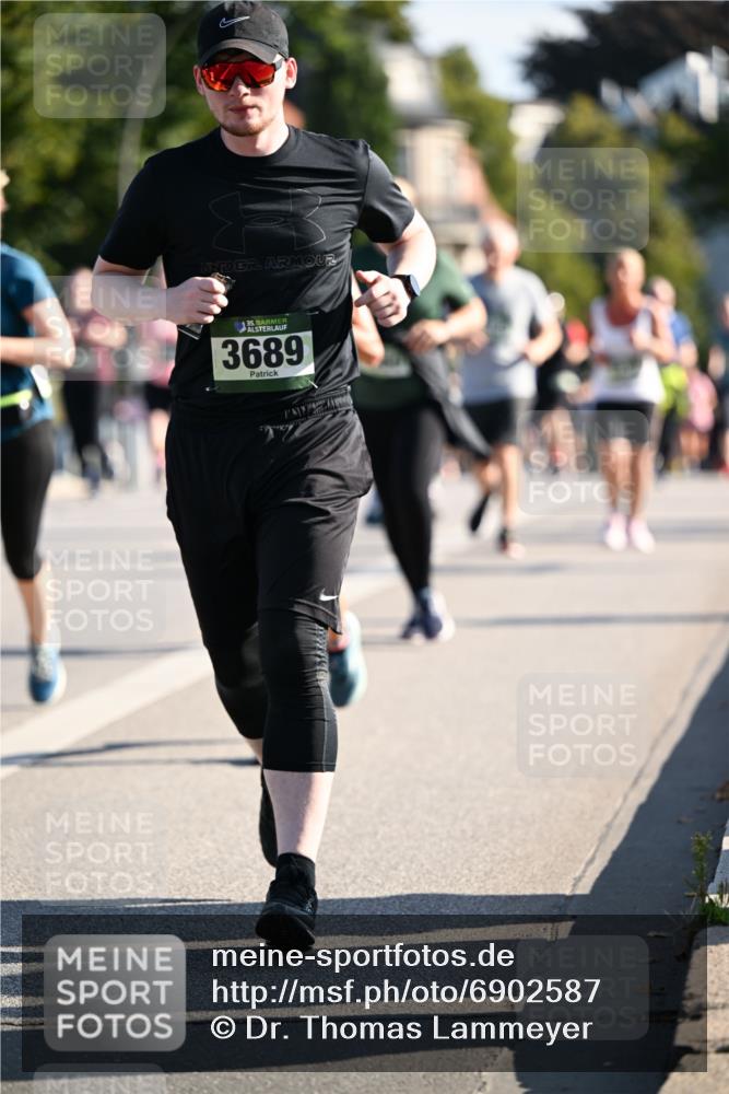 01.09.2024 - BARMER Alsterlauf Dr. Thomas Lammeyer http://msf.ph/oto/6902587 01.09.2024 09:39:29 Laufen 18135, 3689 meine-sportfotos.de