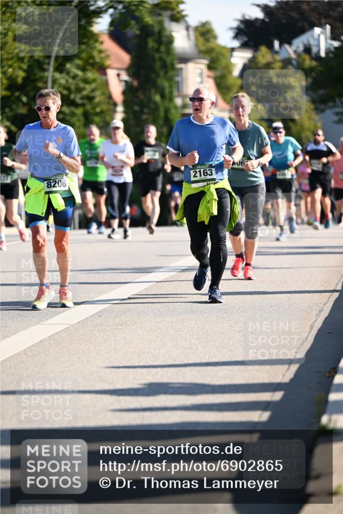 01.09.2024 - BARMER Alsterlauf Dr. Thomas Lammeyer http://msf.ph/oto/6902865 01.09.2024 09:39:38 Laufen 8206, 2163, 90 meine-sportfotos.de