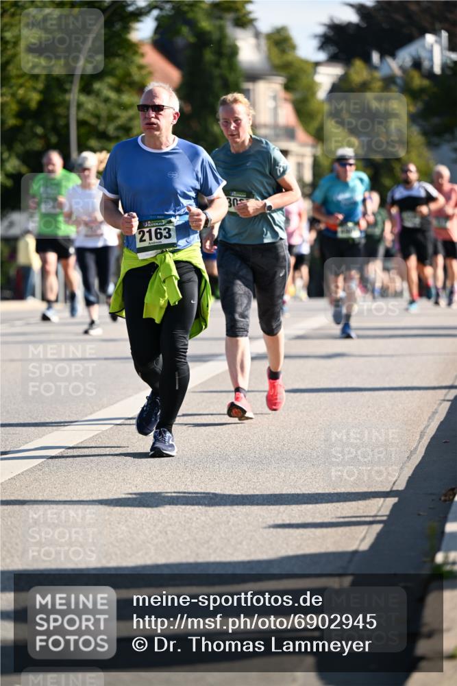 01.09.2024 - BARMER Alsterlauf Dr. Thomas Lammeyer http://msf.ph/oto/6902945 01.09.2024 09:39:40 Laufen 2163, 30 meine-sportfotos.de