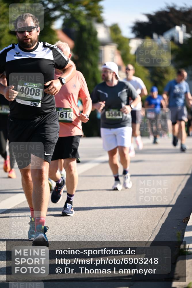01.09.2024 - BARMER Alsterlauf Dr. Thomas Lammeyer http://msf.ph/oto/6903248 01.09.2024 09:39:49 Laufen 35, 4008, 4008, 610, 3584 meine-sportfotos.de