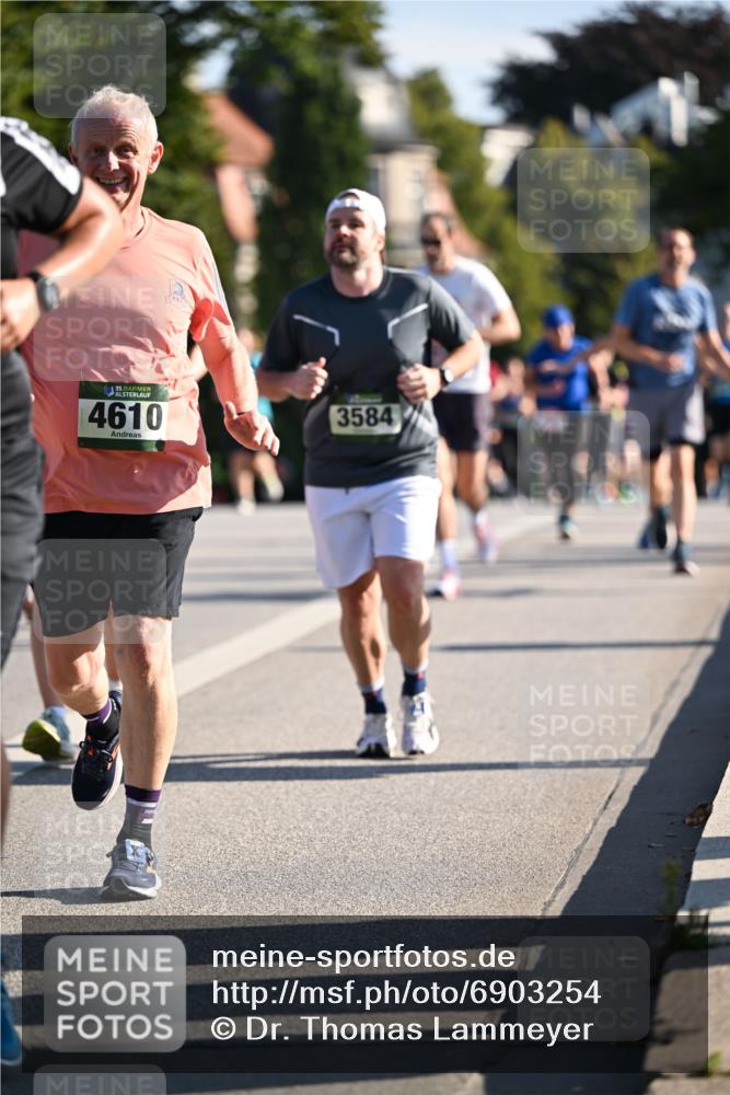 01.09.2024 - BARMER Alsterlauf Dr. Thomas Lammeyer http://msf.ph/oto/6903254 01.09.2024 09:39:50 Laufen 35, 4610, 3584 meine-sportfotos.de