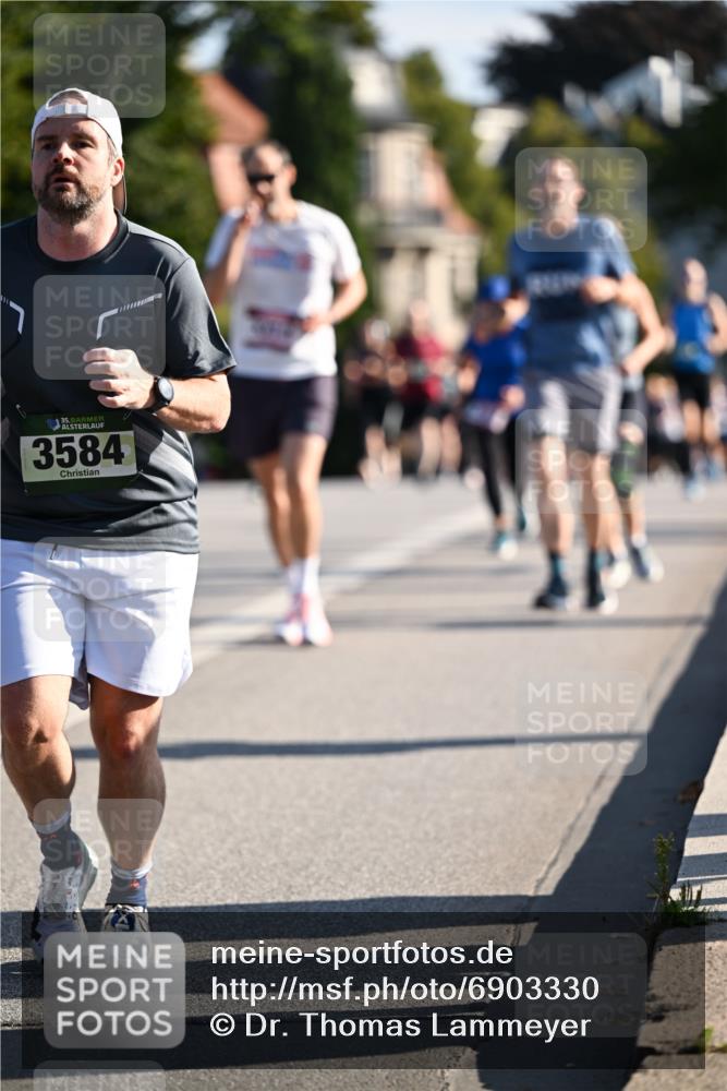 01.09.2024 - BARMER Alsterlauf Dr. Thomas Lammeyer http://msf.ph/oto/6903330 01.09.2024 09:39:51 Laufen 35, 3584 meine-sportfotos.de