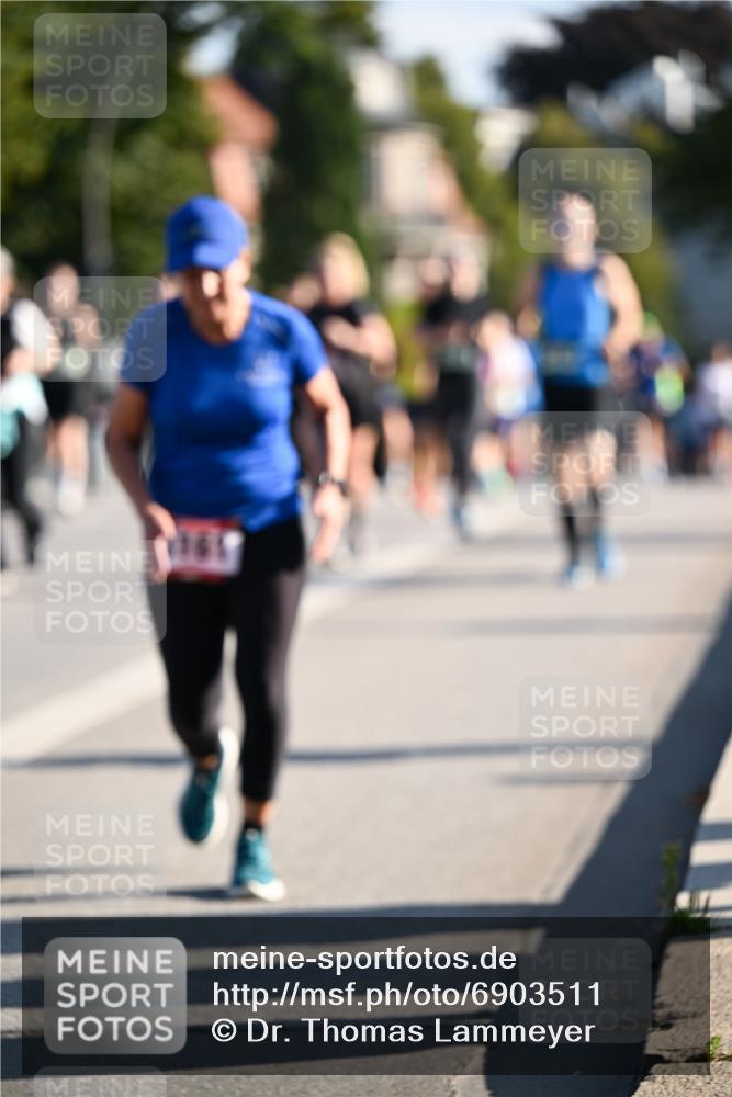 01.09.2024 - BARMER Alsterlauf Dr. Thomas Lammeyer http://msf.ph/oto/6903511 01.09.2024 09:39:56 Laufen  meine-sportfotos.de