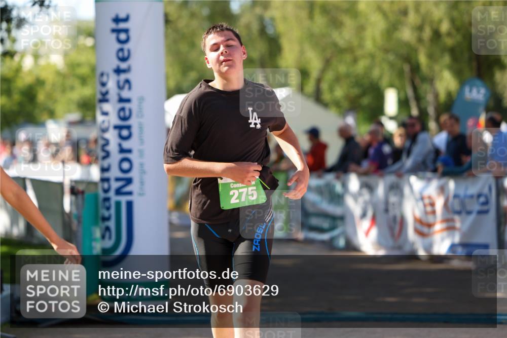 01.09.2024 - 17. Tribühne Triathlon Michael Strokosch http://msf.ph/oto/6903629 01.09.2024 11:03:52 Ziel 213, 245, 275 meine-sportfotos.de
