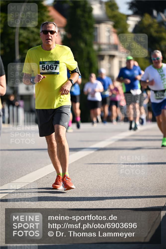 01.09.2024 - BARMER Alsterlauf Dr. Thomas Lammeyer http://msf.ph/oto/6903696 01.09.2024 09:40:02 Laufen 5067 meine-sportfotos.de