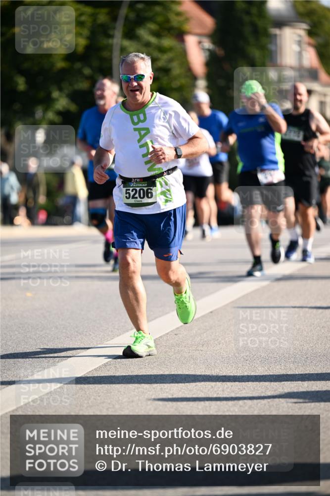 01.09.2024 - BARMER Alsterlauf Dr. Thomas Lammeyer http://msf.ph/oto/6903827 01.09.2024 09:40:05 Laufen 5206 meine-sportfotos.de