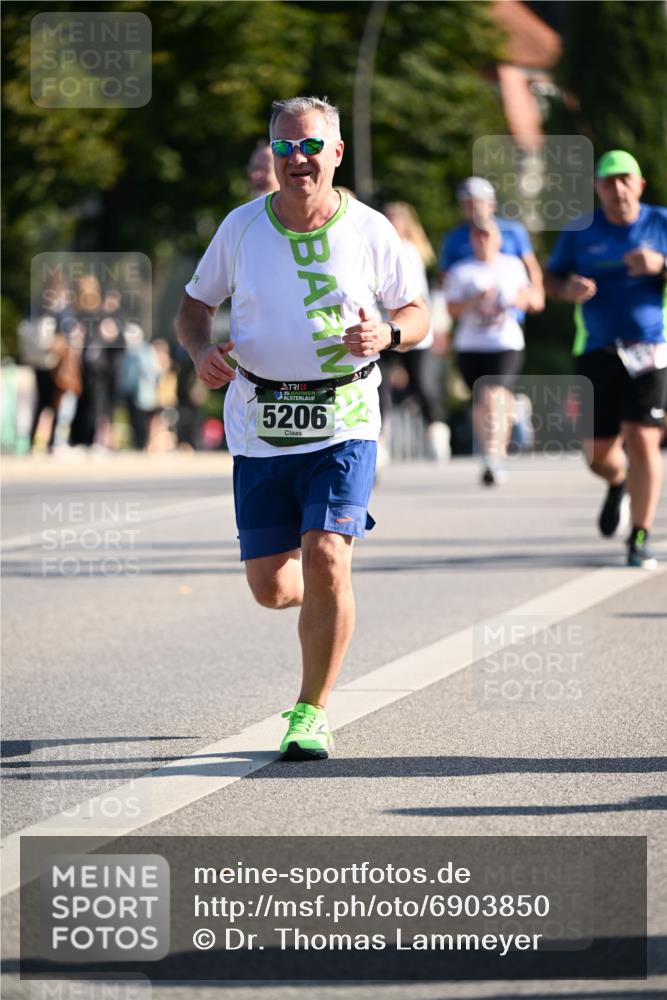 01.09.2024 - BARMER Alsterlauf Dr. Thomas Lammeyer http://msf.ph/oto/6903850 01.09.2024 09:40:05 Laufen 5206 meine-sportfotos.de