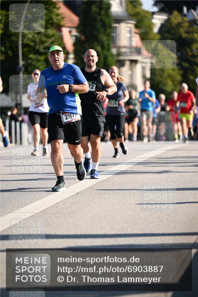 01.09.2024 - BARMER Alsterlauf Dr. Thomas Lammeyer http://msf.ph/oto/6903887 01.09.2024 09:40:06 Laufen 2016, 72, 2970 meine-sportfotos.de