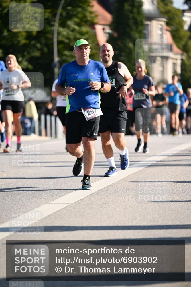 01.09.2024 - BARMER Alsterlauf Dr. Thomas Lammeyer http://msf.ph/oto/6903902 01.09.2024 09:40:07 Laufen 2016, 297, 2 meine-sportfotos.de
