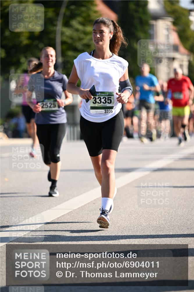 01.09.2024 - BARMER Alsterlauf Dr. Thomas Lammeyer http://msf.ph/oto/6904011 01.09.2024 09:40:10 Laufen 2525, 35, 3335, 3335 meine-sportfotos.de