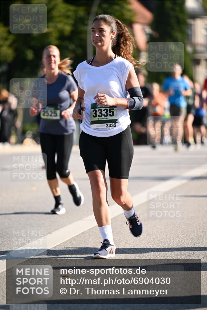 01.09.2024 - BARMER Alsterlauf Dr. Thomas Lammeyer http://msf.ph/oto/6904030 01.09.2024 09:40:10 Laufen 2525, 3335, 3335 meine-sportfotos.de